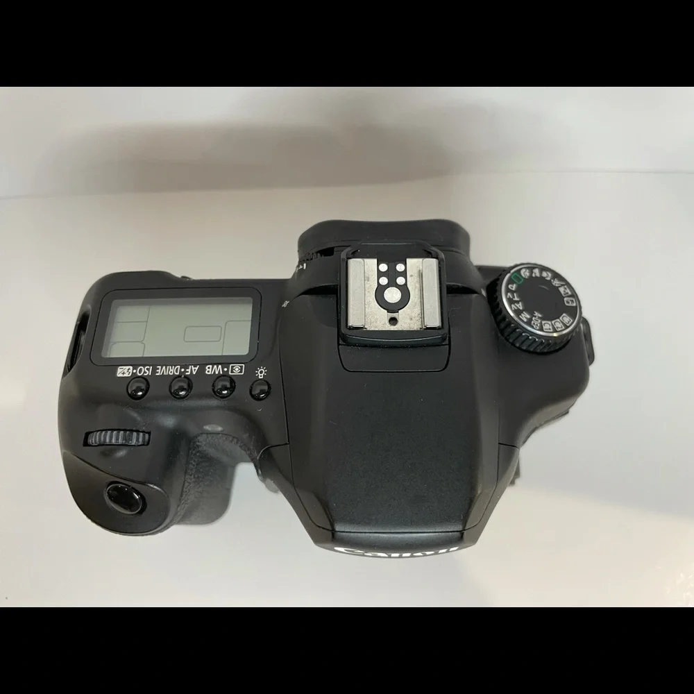 CANON EOS 40D DS126171 DC 8.1V DIGITAL CAMERA (G1) **FOR PARTS ONLY**